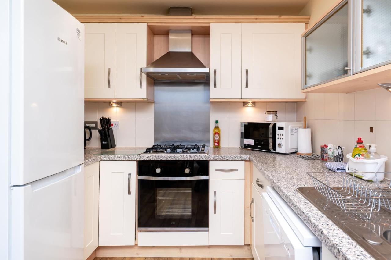 4 Bedroom Townhouse In Stirling Esterno foto