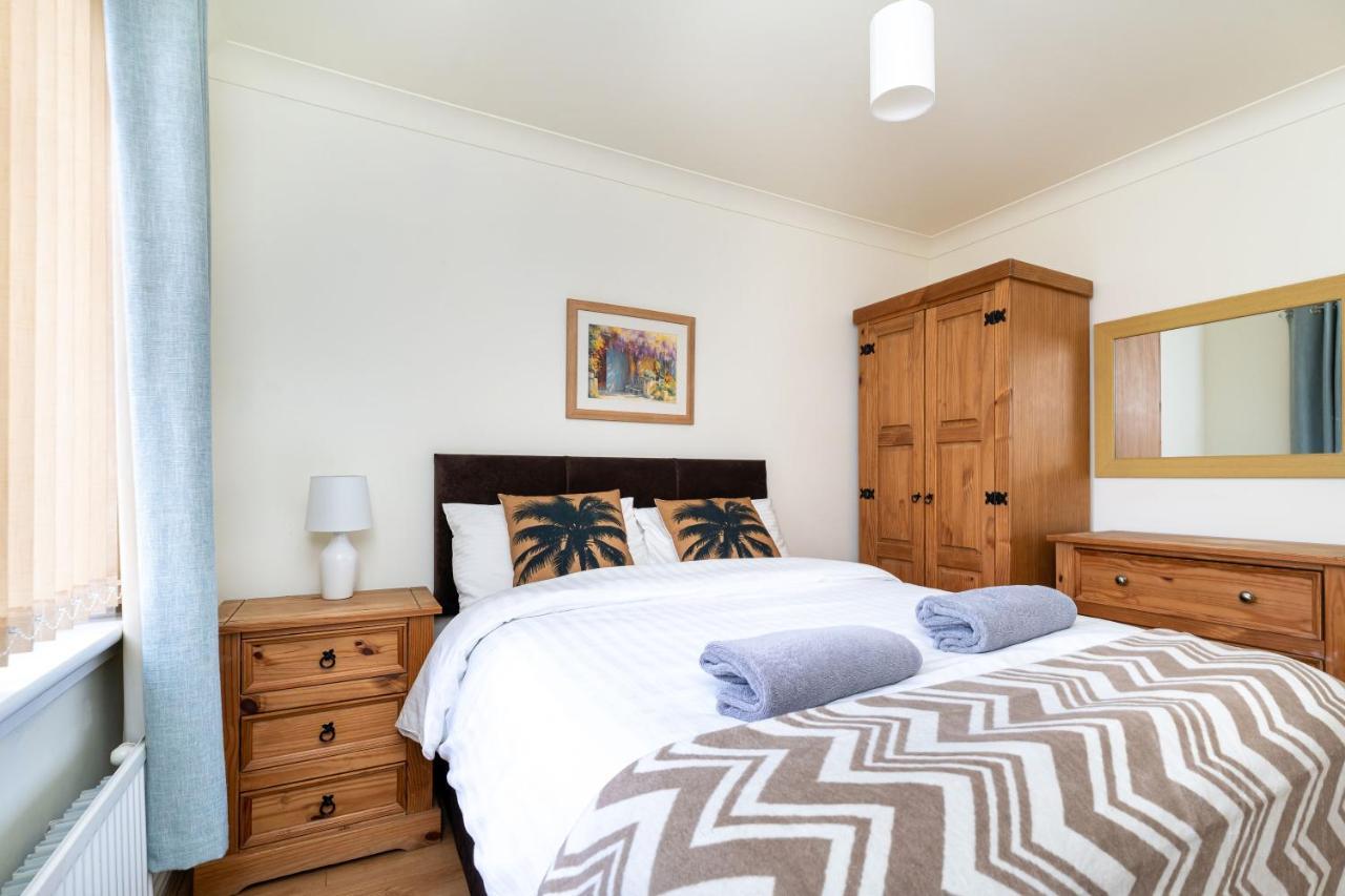 4 Bedroom Townhouse In Stirling Esterno foto
