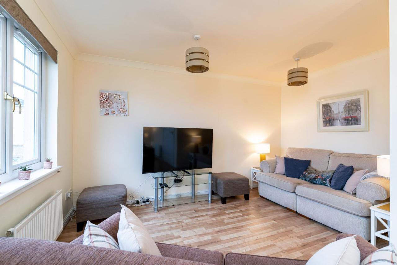 4 Bedroom Townhouse In Stirling Esterno foto